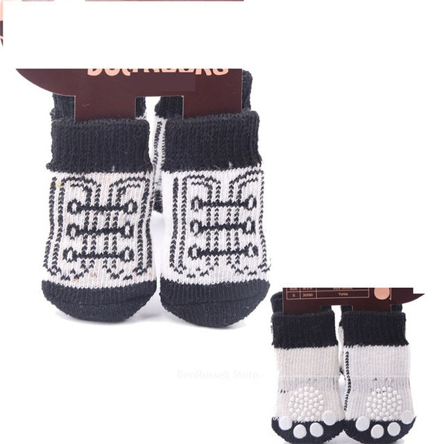 Lovely Pet Socks Antiskid Teddy Dog Socks Panda 4Pcs Pet Knits Socks Anti Slip Skid Bottom